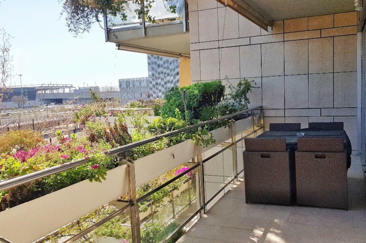 Lodging Apartments Forum 25 - Barcelona Forum Apartment Sant Adrià de Besòs Esterno foto