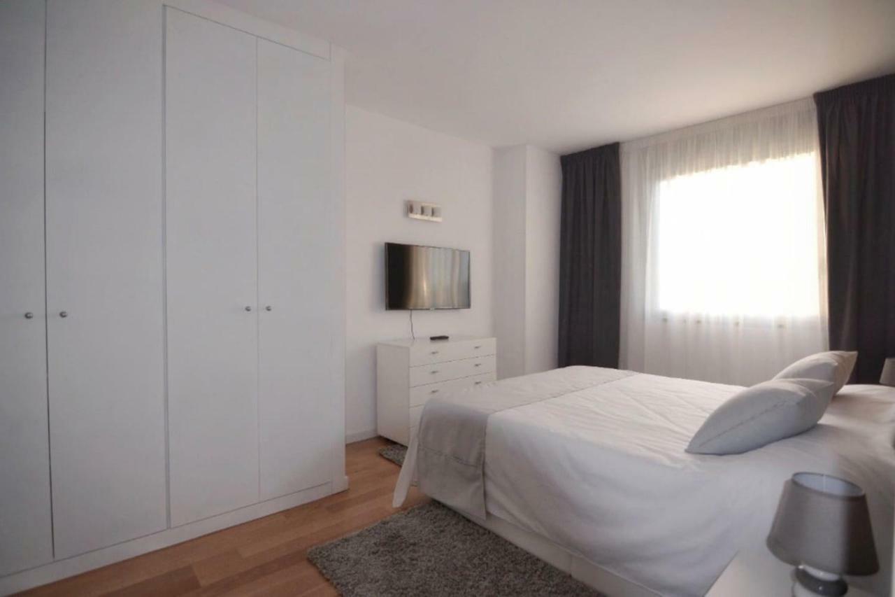 Lodging Apartments Forum 25 - Barcelona Forum Apartment Sant Adrià de Besòs Esterno foto